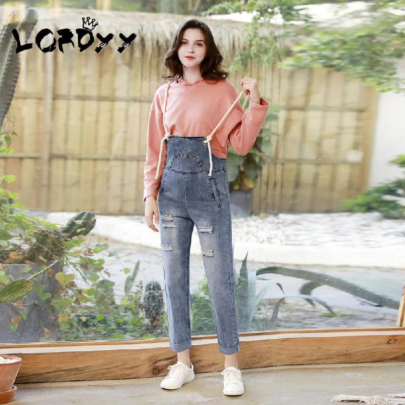 Women Casual Jeans with suspenders