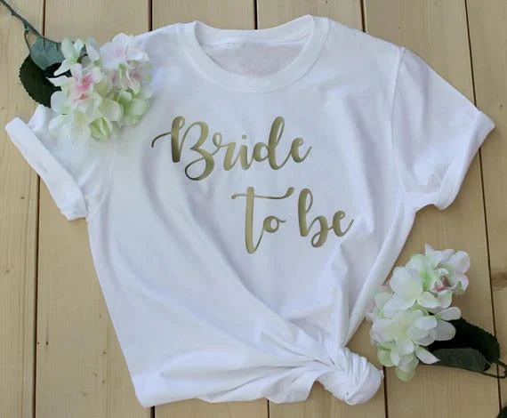 Women Fashion Cotton Beautiful Tees Bridesmaid Shirts Bachelorette Party Bride To Be Bride Squad T-shirt Romantic Gift for Her