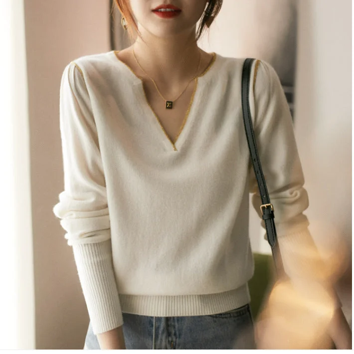 NiDELL Horn Sleeves Make Right-Angle Shoulder . Autumn New Korean Style Bottoming Shirt Small V-neck Bright Silk Trim Knitted Sweater