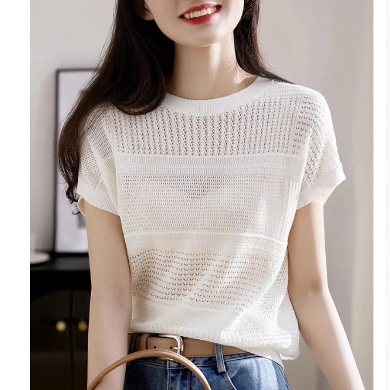 NiDELL . Summer New Design Sense Ripped Crocheted Dry round Neck Short Sleeve Sweater